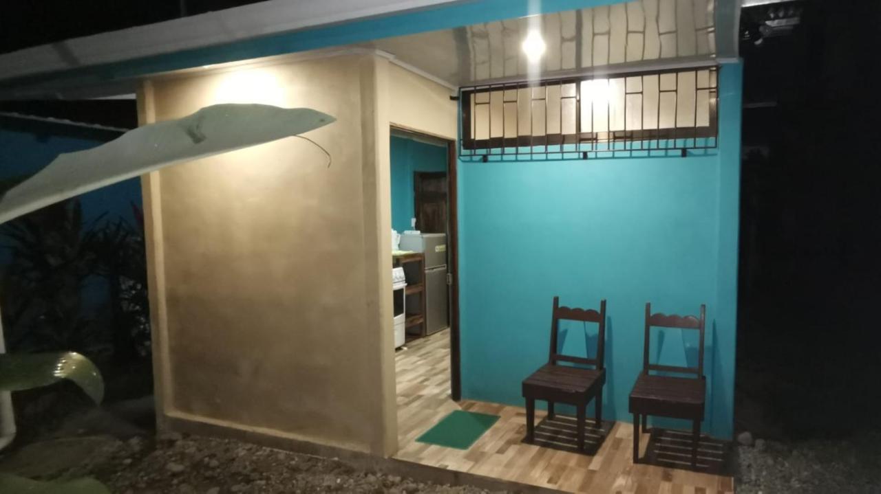 Manta Ray'S Cahuita Apart. Appartement Buitenkant foto